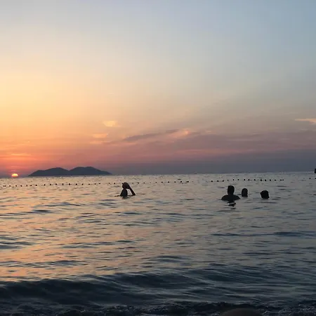 Botel Chosen Boat Trip By T Vlorë