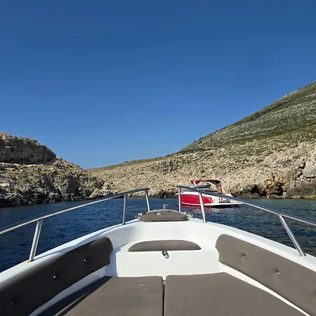 보트호텔 Chosen Boat Trip By T *